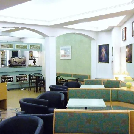 Saint Julien Hotel 2*